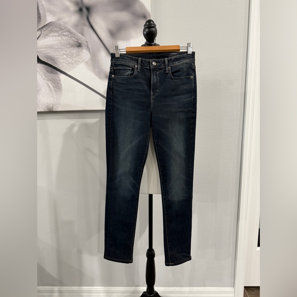 Vince Women's Dark Blue Jeans